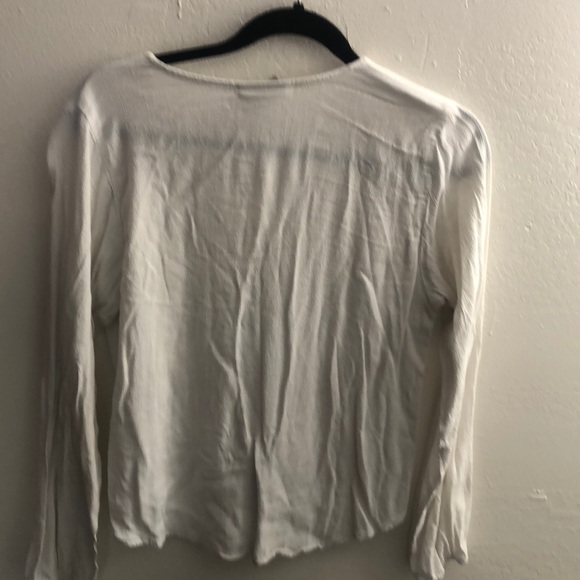 Cropped long sleeve white top - Picture 2 of 3